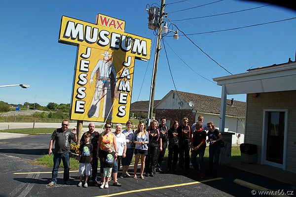 V chládku s Jesse Jamesem